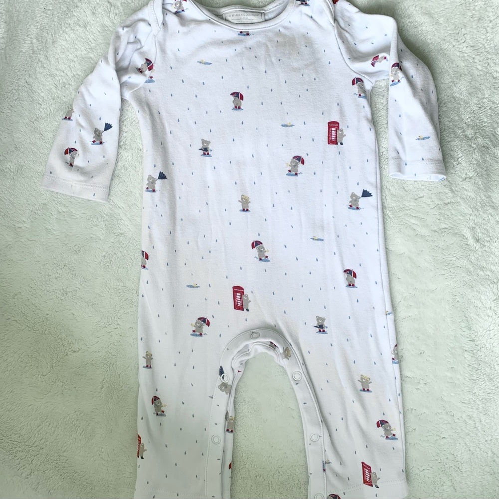 Onesie (not footed) in London Bear Print, Size 6-9M